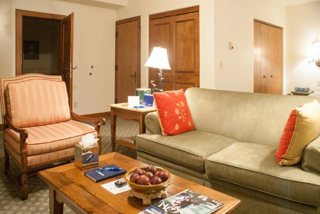 Goldener Hirsch Hotel Парк Сити Екстериор снимка