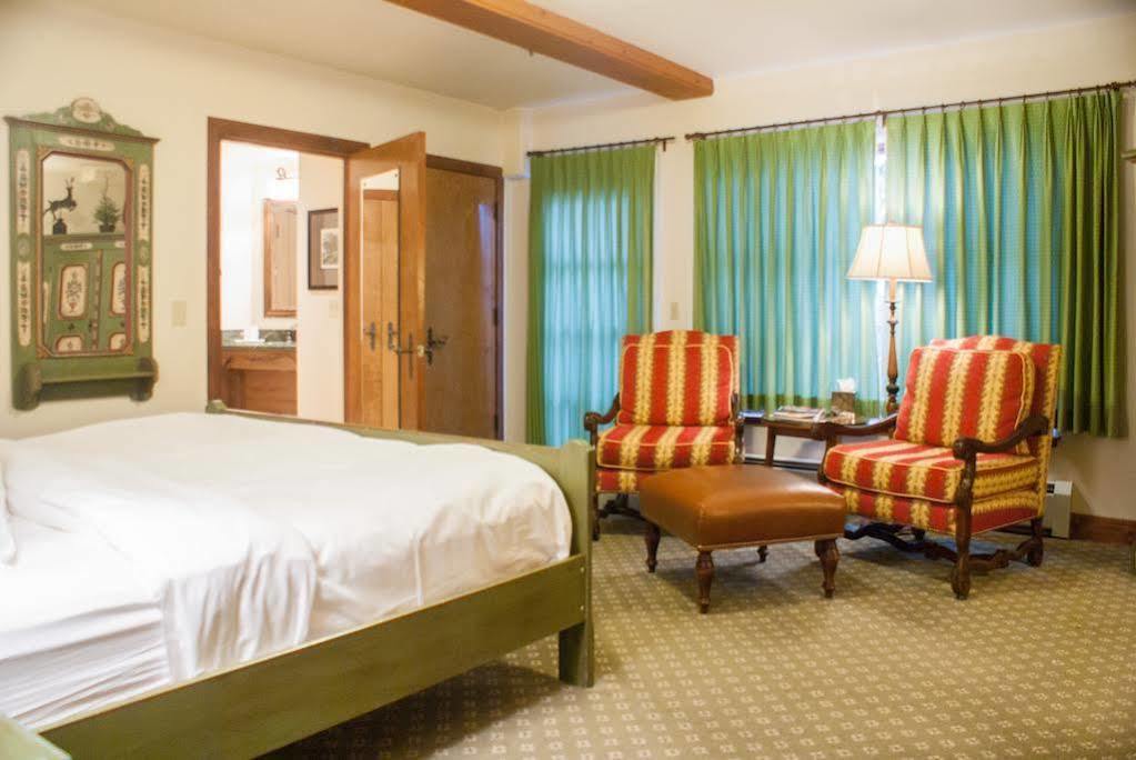 Goldener Hirsch Hotel Парк Сити Екстериор снимка